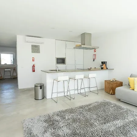 One2seven Aparthotel 4*