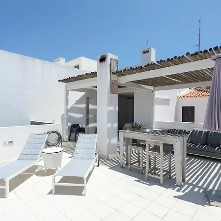 Ξενοδοχείο με διαμερίσματα One2seven Ferragudo (Faro)