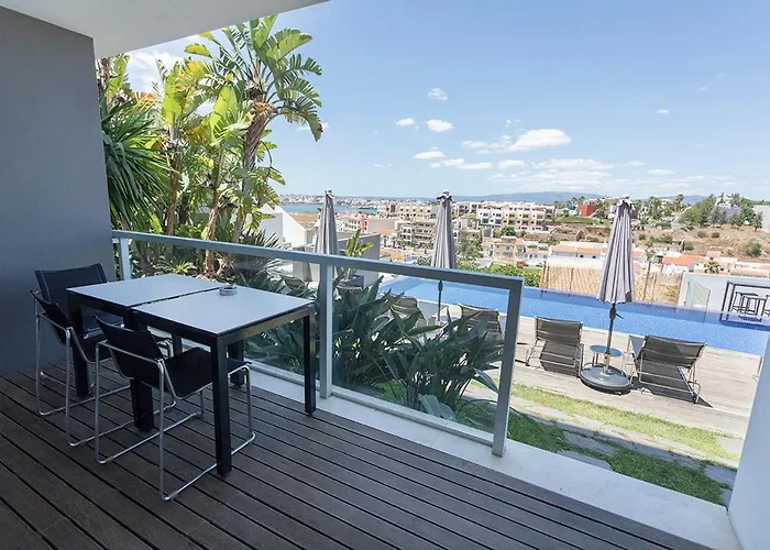 Aparthotel One2seven Ferragudo (Faro)