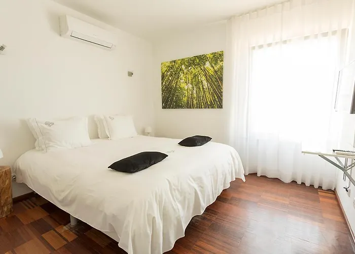 Aparthotel One2seven Ferragudo (Faro)