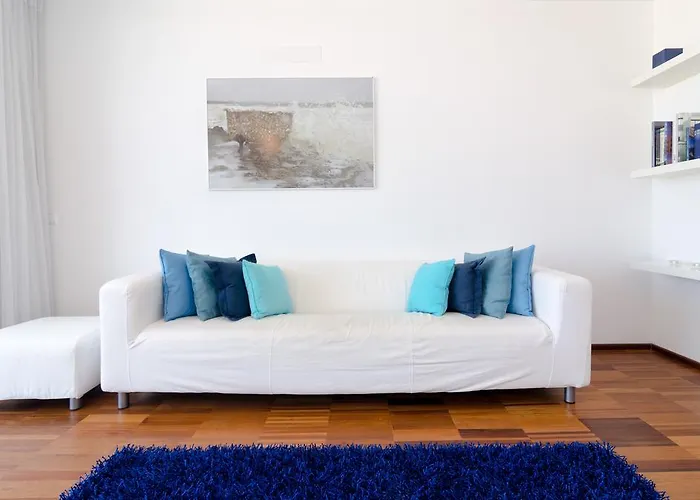 One2seven Aparthotel