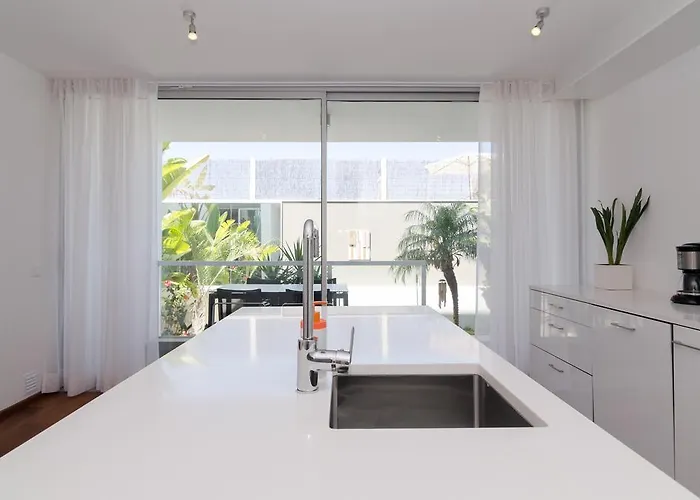 One2seven Aparthotel 4*