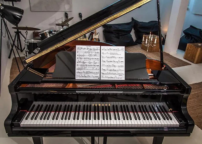 One2seven Aparthotel 4*